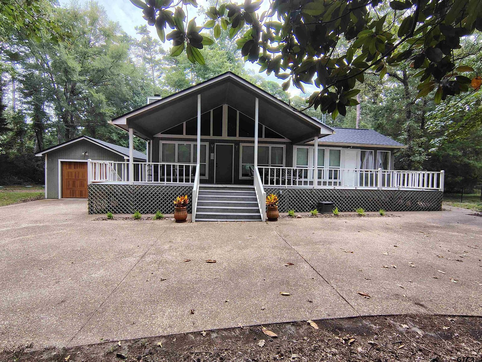 Property Photo:  1589 Valleywood Trl  TX 75765 