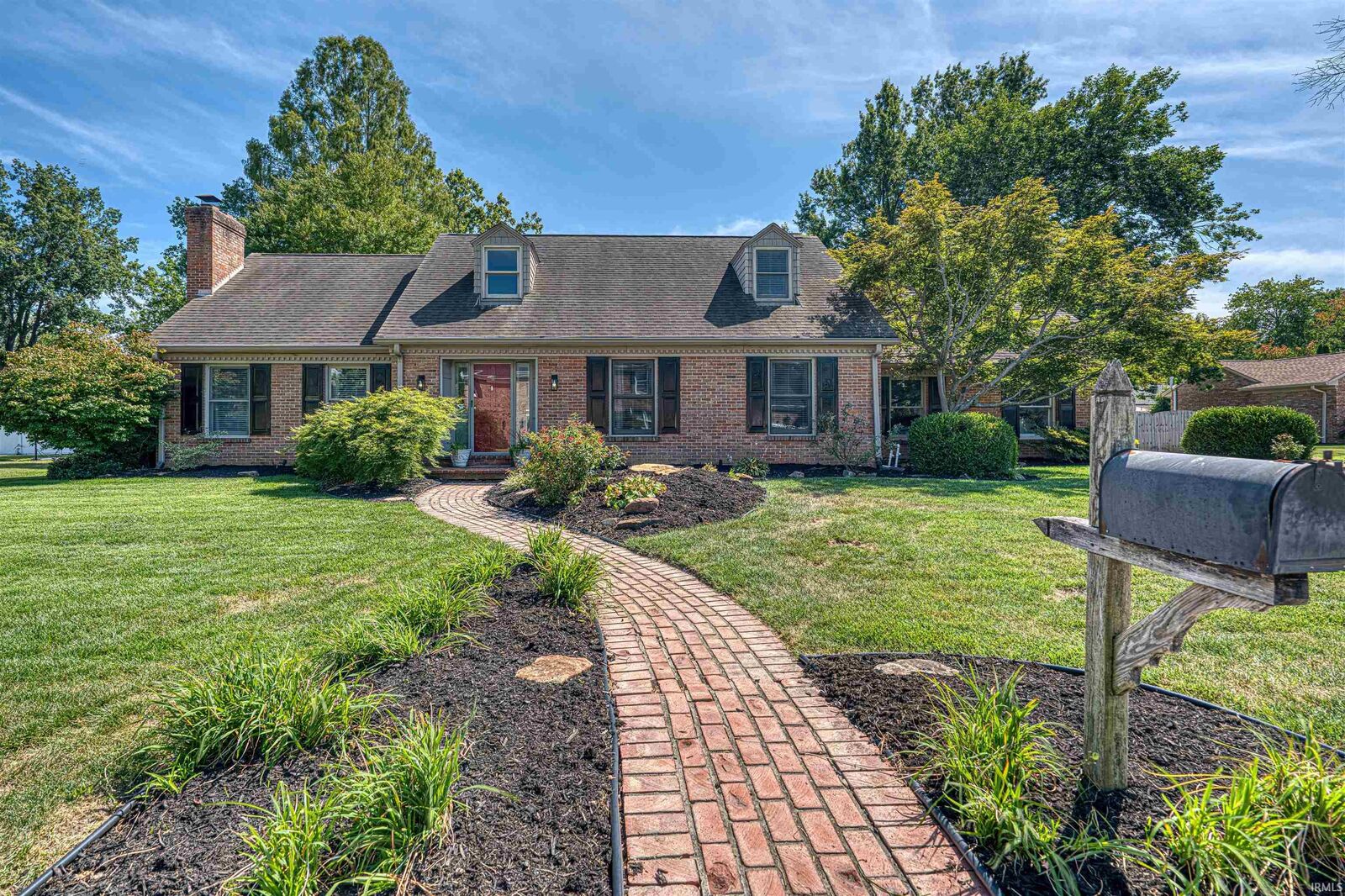Property Photo: 7209 E Chestnut Street IN 47715