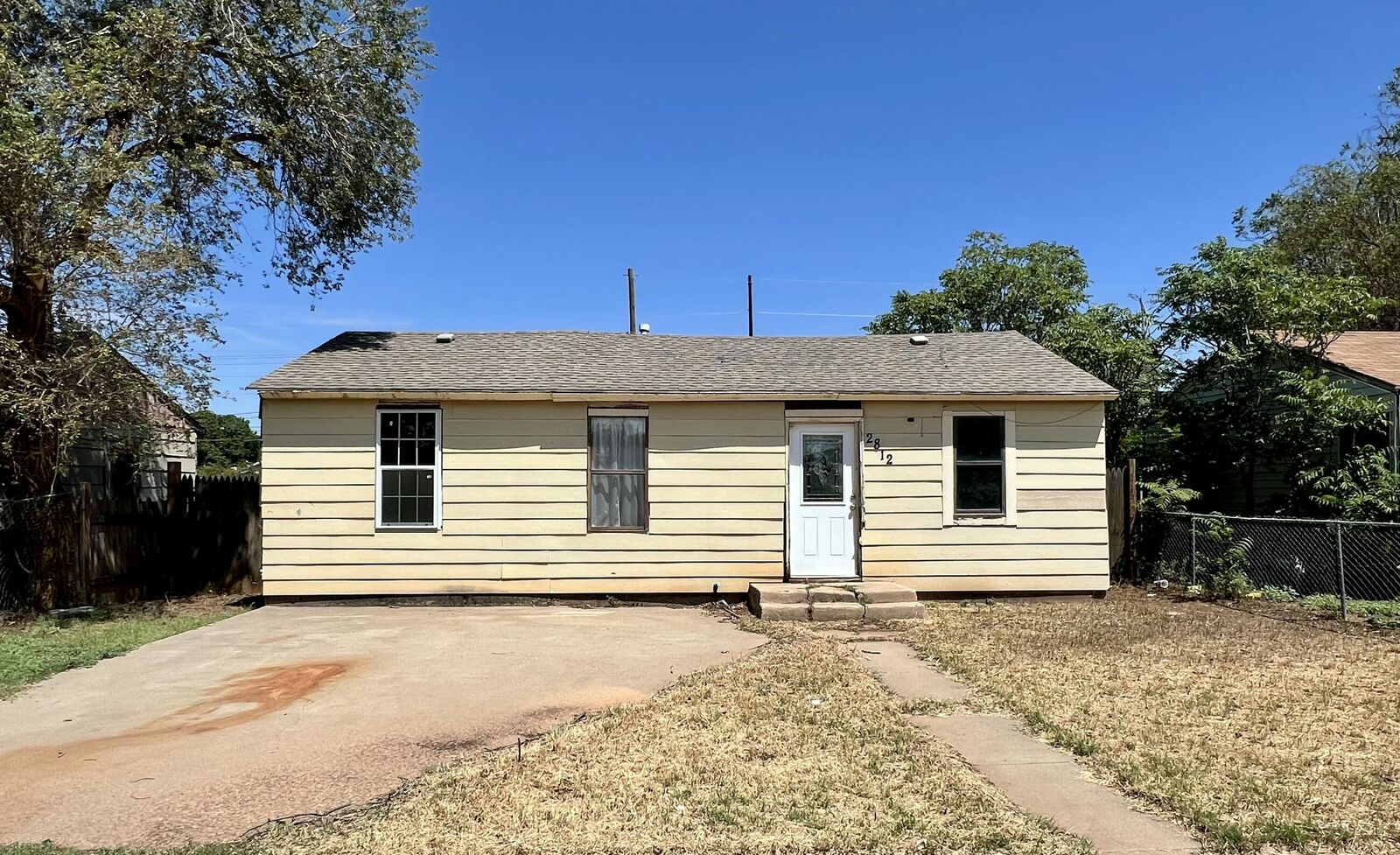 Property Photo:  2812 Emory Street  TX 79415 