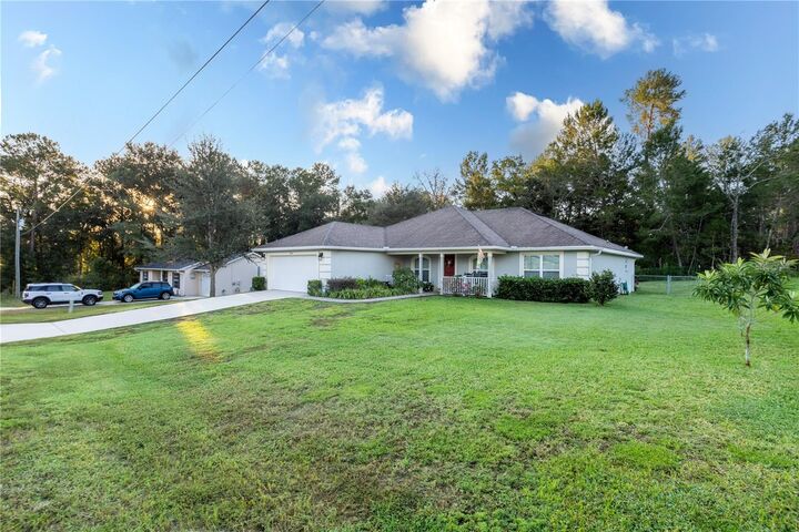 Property Photo:  8554 SE 160th Place  FL 34491 