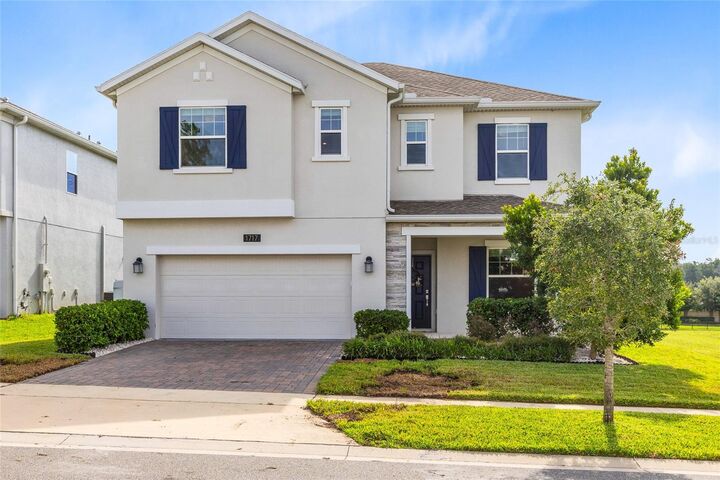 Property Photo:  1717 Sourwood Drive  FL 34761 