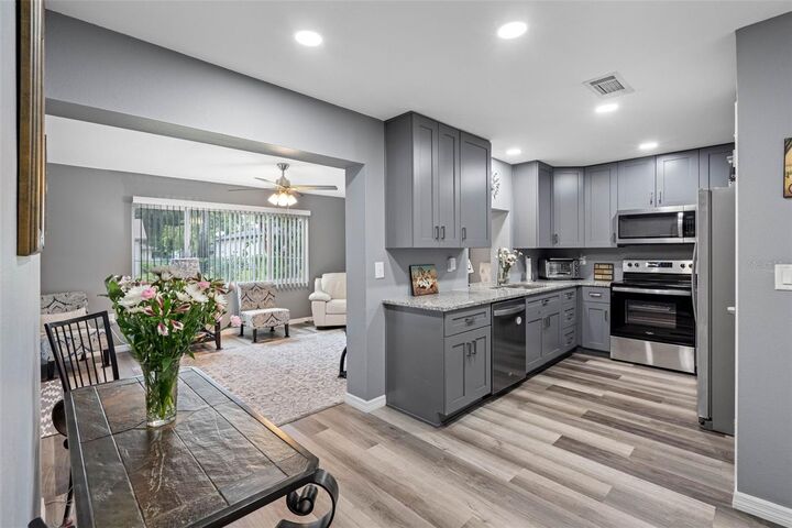 Property Photo:  8607 Sagewood Drive  FL 34667