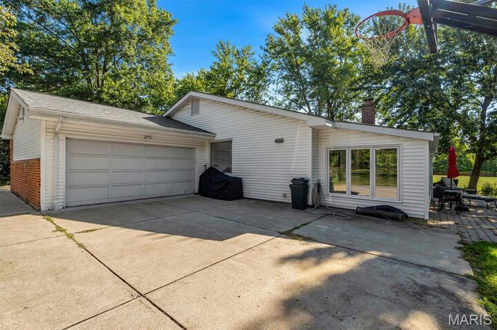 Property Photo: 108 Country Creek Court MO 63011