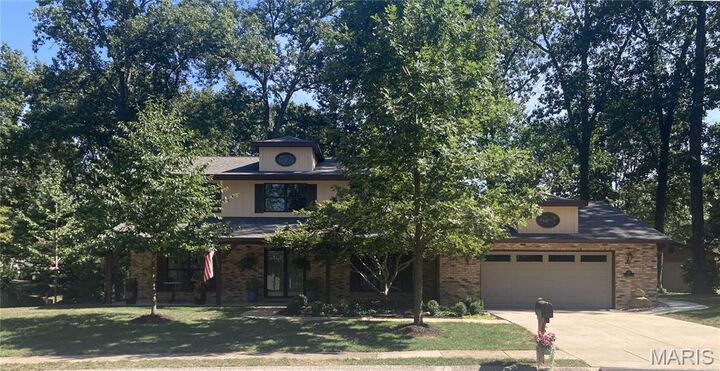107 W Brittany Lane  O'Fallon IL 62269 photo