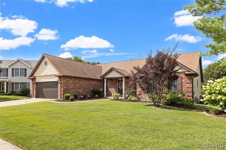 Property Photo: 8 Boenker Court MO 63301