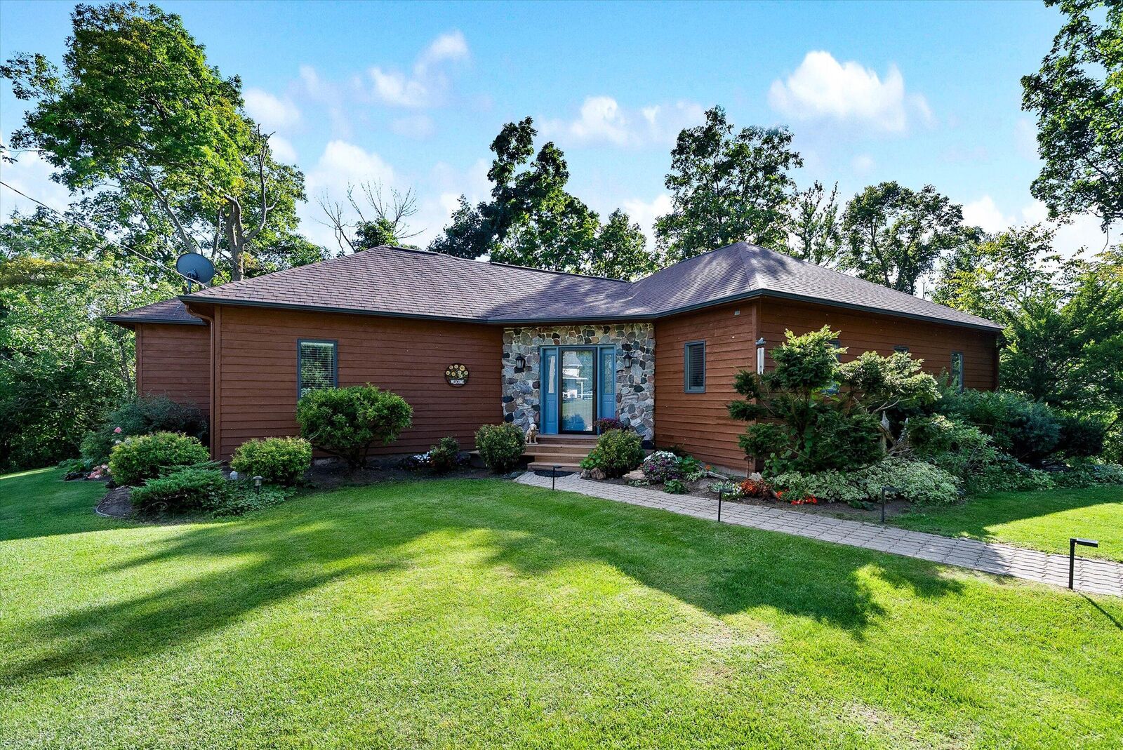Property Photo:  9338 Sauk Trail Rd  WI 53070 