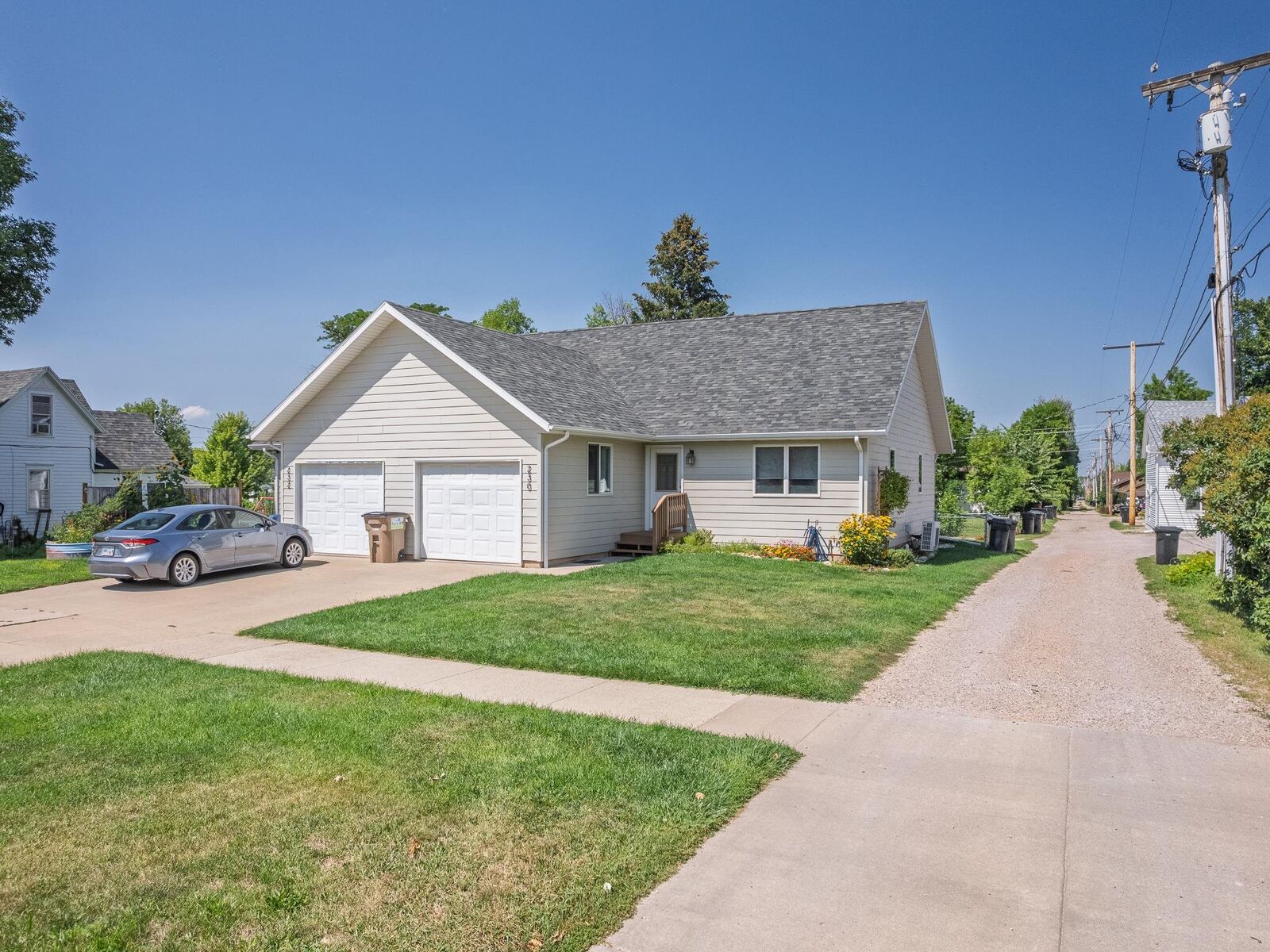 Property Photo: 230 W. Michigan Street SD 57783