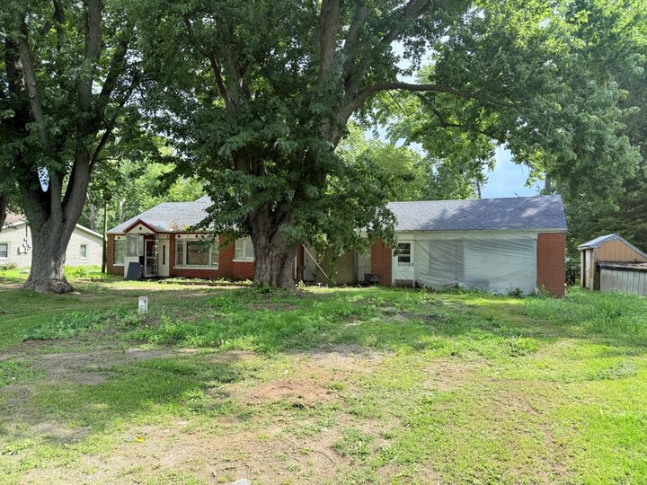 Property Photo: 2411 Creek Road MI 49120