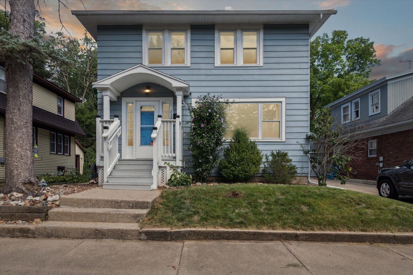 Property Photo: 2327 Outlook Street MI 49001