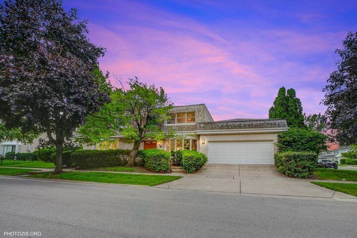 Property Photo:  5255 Coyle Avenue  IL 60077 