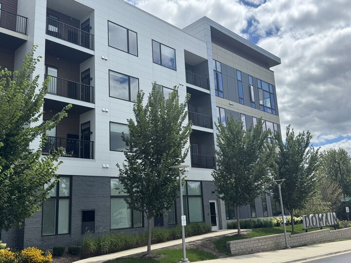 2132 City Gate Lane 473  Naperville IL 60563 photo