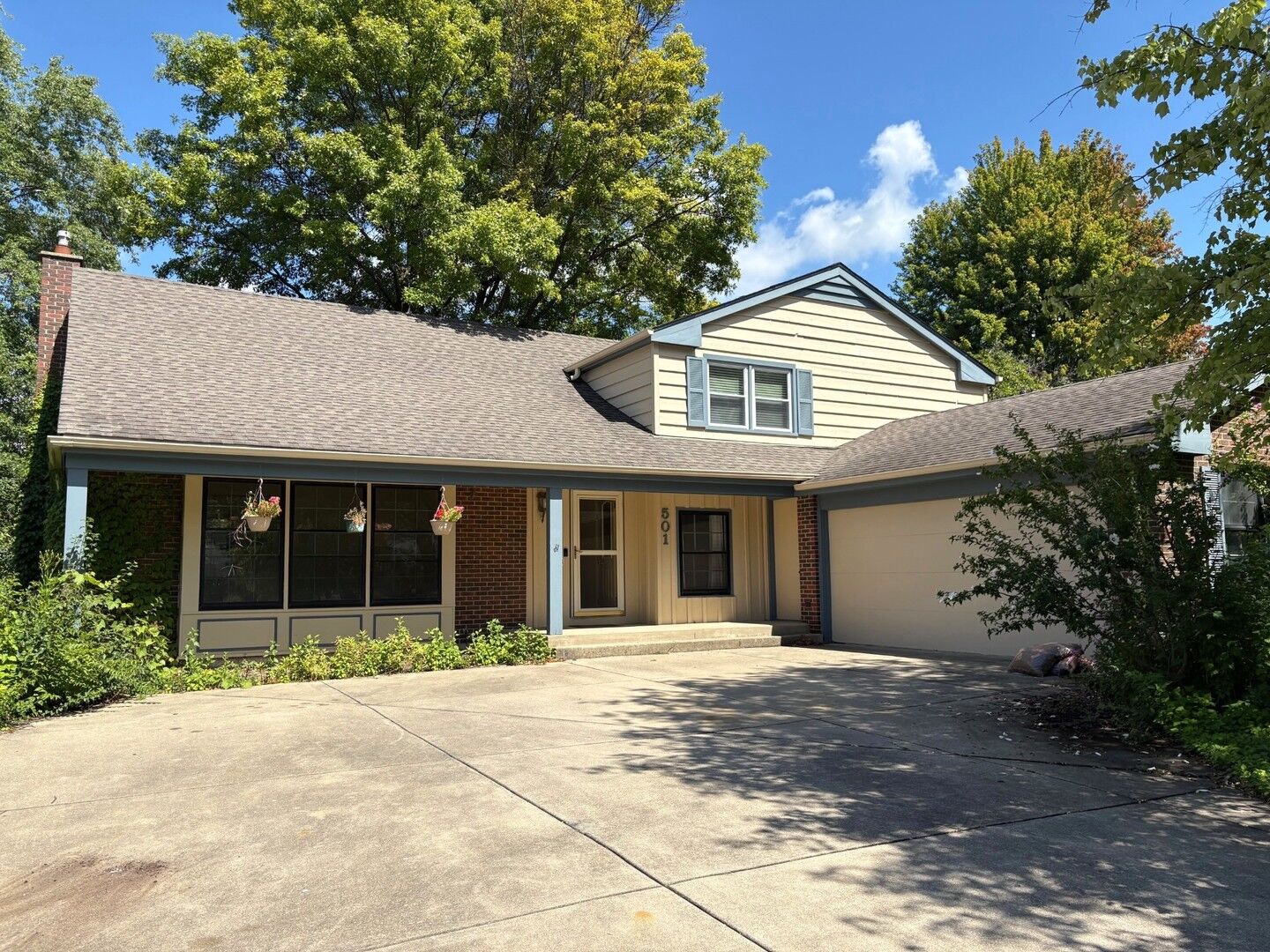 Property Photo:  501 Ticonderoga Lane  IL 60563 