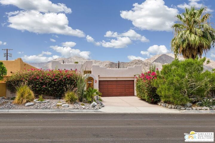 Property Photo:  54465 Avenida Rubio  CA 92253