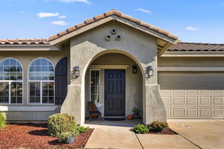 Property Photo: 383 Eagle Drive CA 95640