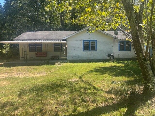 Property Photo: 161 Arkansas Rd TN 38462