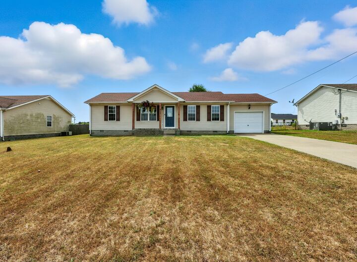 Property Photo: 811 Stableford Rd KY 42262