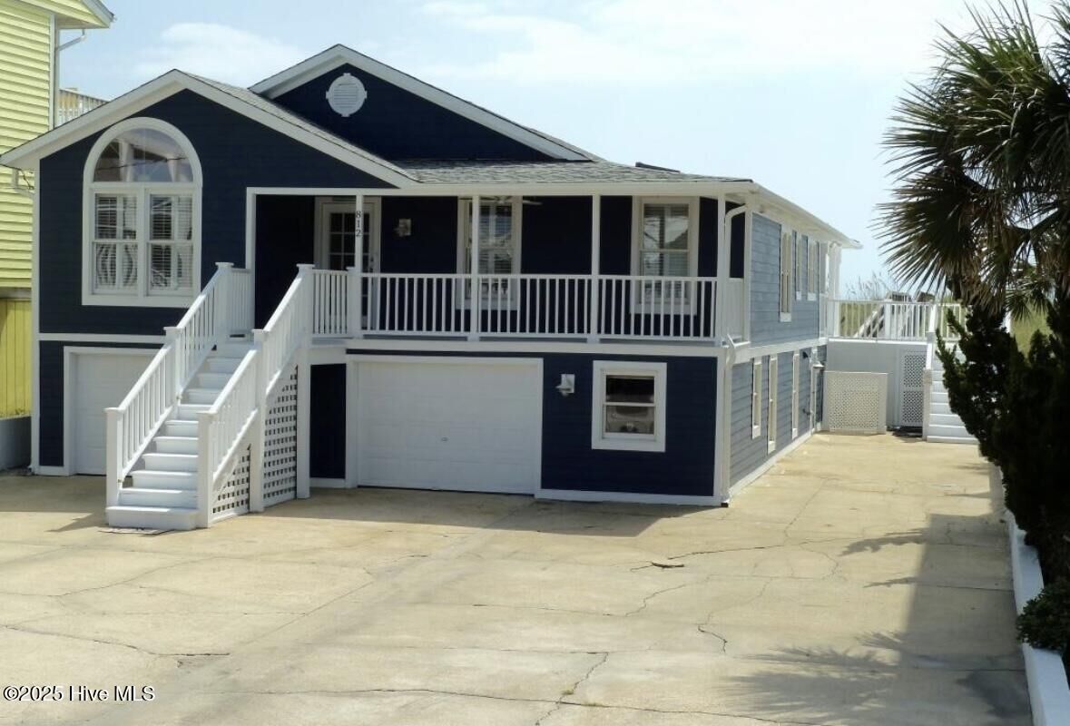Property Photo:  812 Carolina Beach Avenue N  NC 28428 
