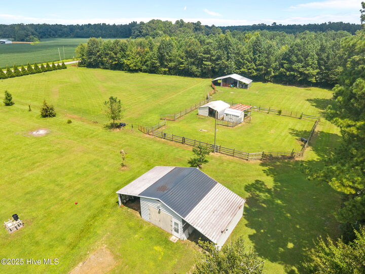 Property Photo:  2172 Crooked Run Road  NC 28478 