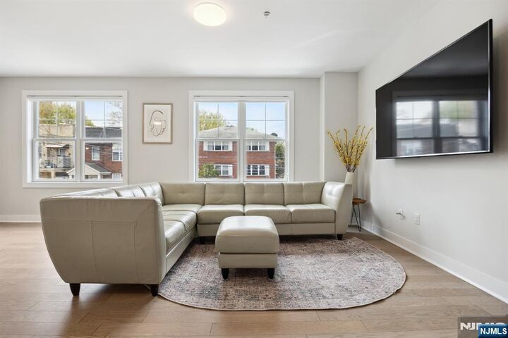 Property Photo: 17 Cumbermeade Road #202 NJ 07024