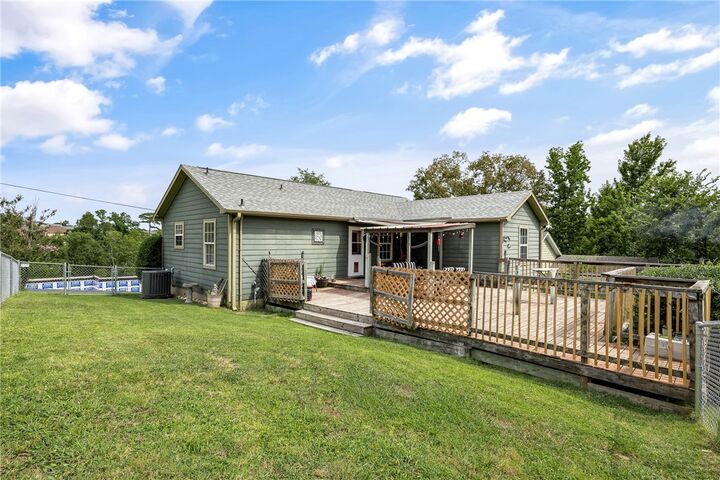 Property Photo: 8002 Pine Lane AR 72756