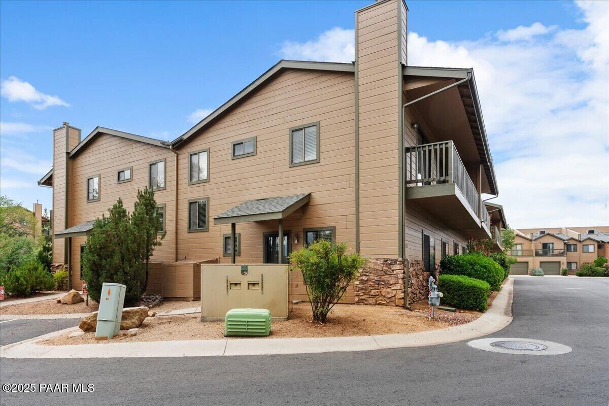 Property Photo: 1103 Virgil Street 39 AZ 86305
