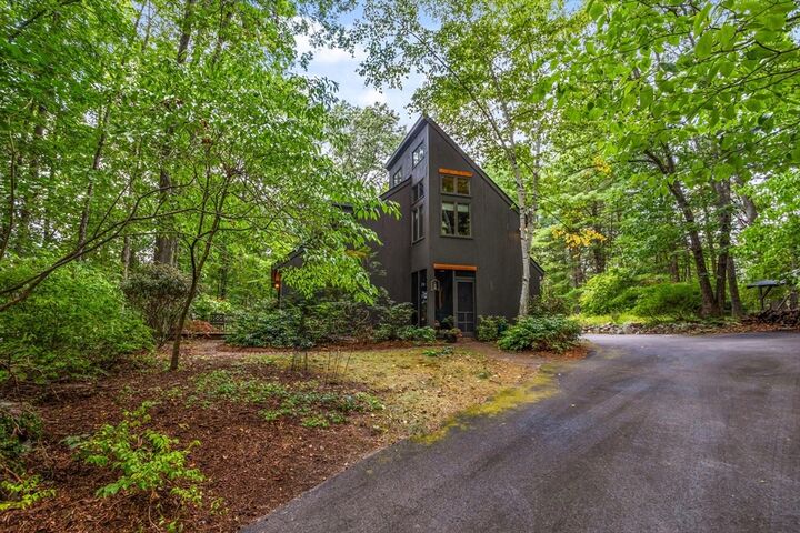 Property Photo:  109 Pond St  MA 01827 