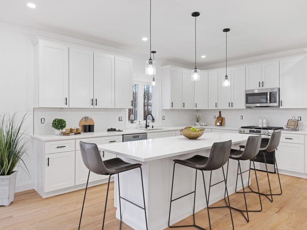 Property Photo:  18 Horizon Way  NH 03865 