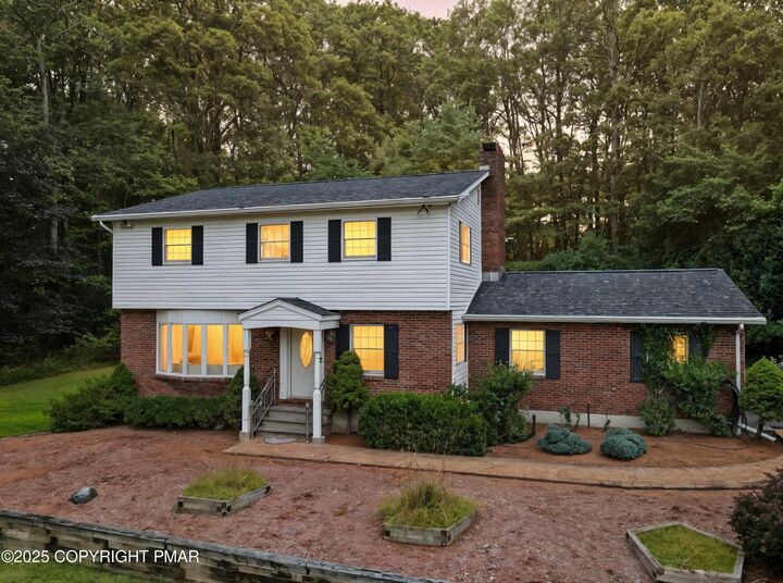 Property Photo:  107 Gregory Court  PA 18360 