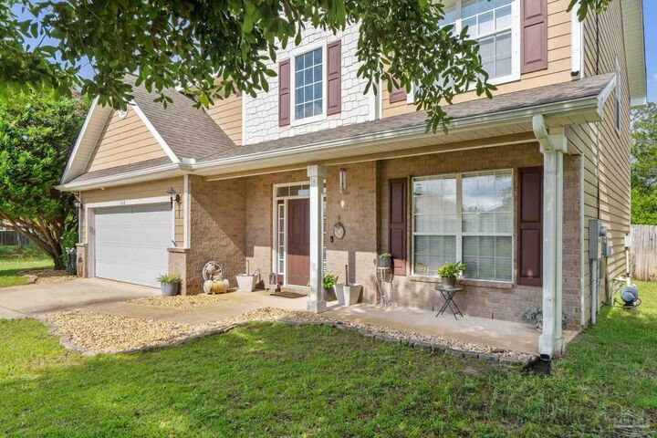 Property Photo: 3618 Topaz Cir FL 32566