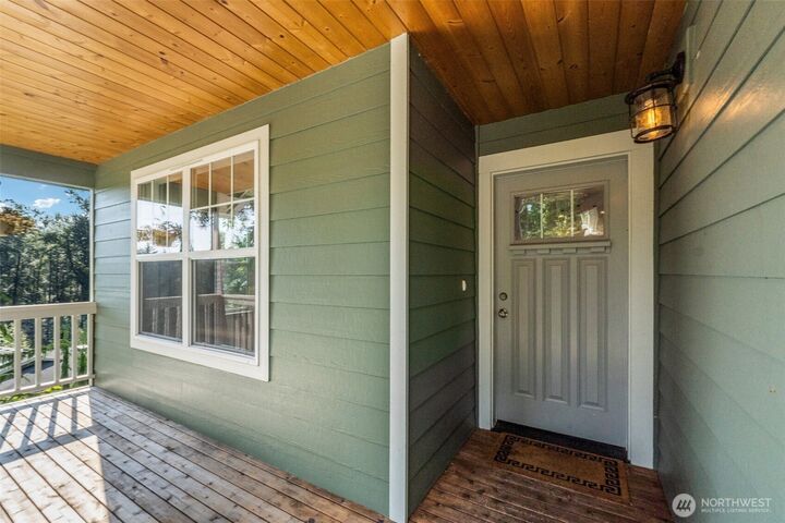 Property Photo: 1310 114th Street NE WA 98271