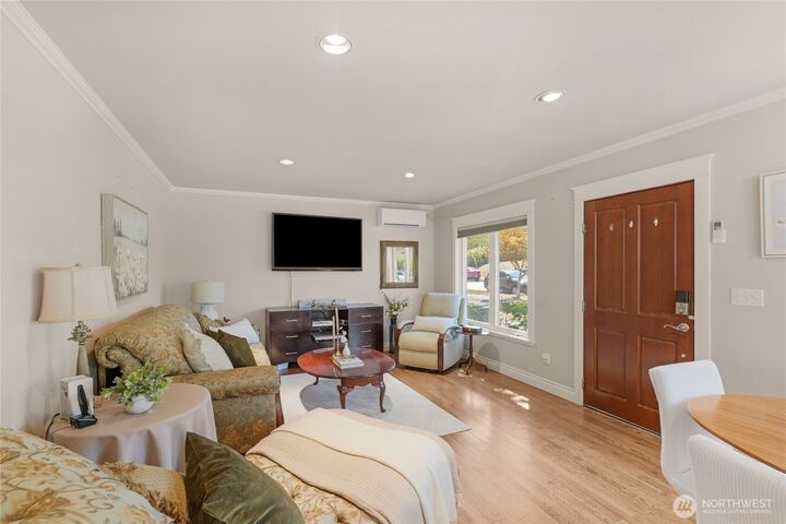 Property Photo: 4220 49th Avenue S WA 98118