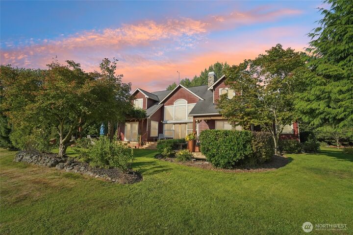 Property Photo: 14827 Three Lakes Road WA 98290