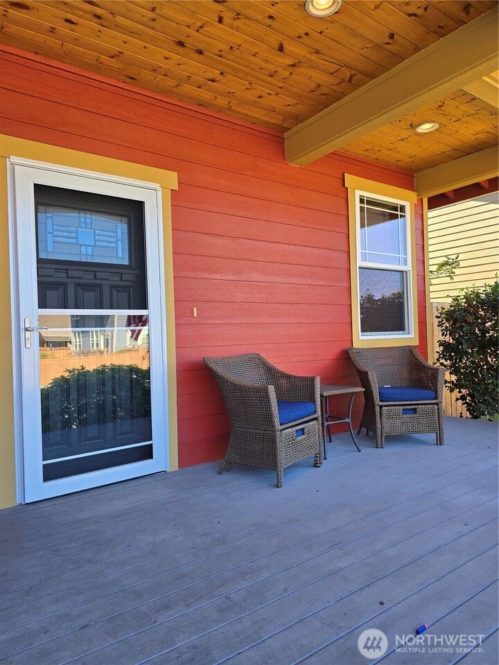 Property Photo: 2917 SW Berwick Drive WA 98277