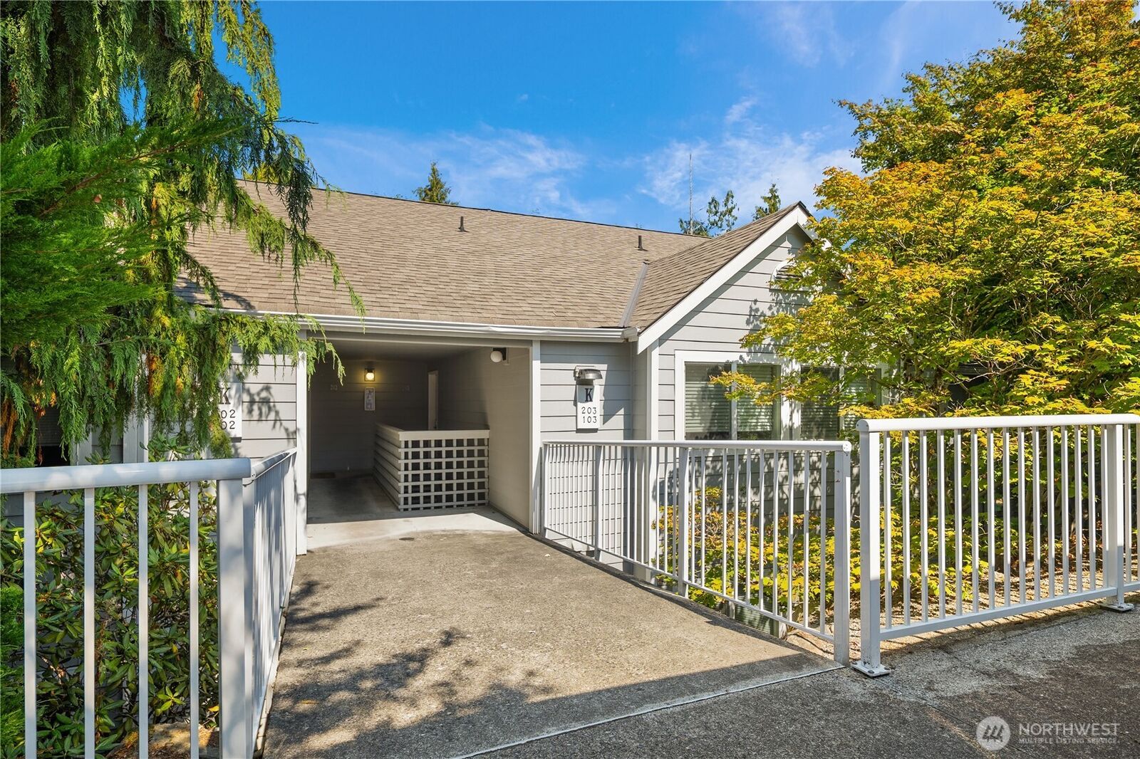 Property Photo: 12601 109th Court NE K103 WA 98034
