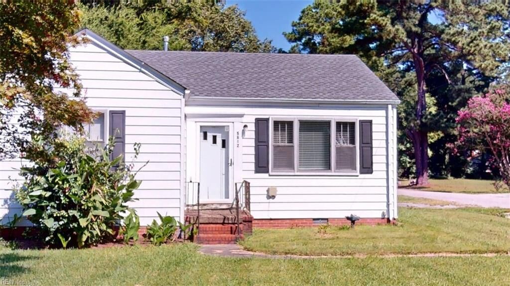 Property Photo: 5612 W Norfolk Rd VA 23703