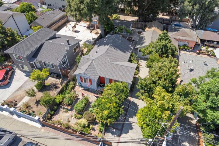 Property Photo: 2760 Marlborough Avenue CA 94063