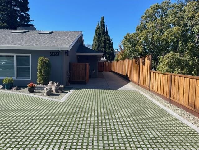 Property Photo: 843 Southampton Drive A CA 94303