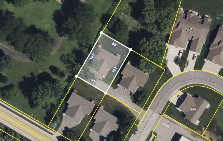 930 Waters Edge Court  Marshall WI 53559 photo