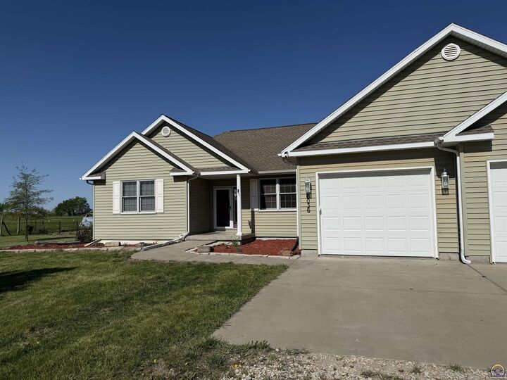 Property Photo:  6036 SE Adams St  KS 66609 