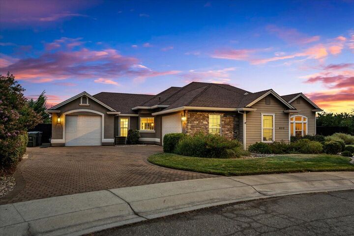 Property Photo: 4518 Kilkee Drive CA 96001