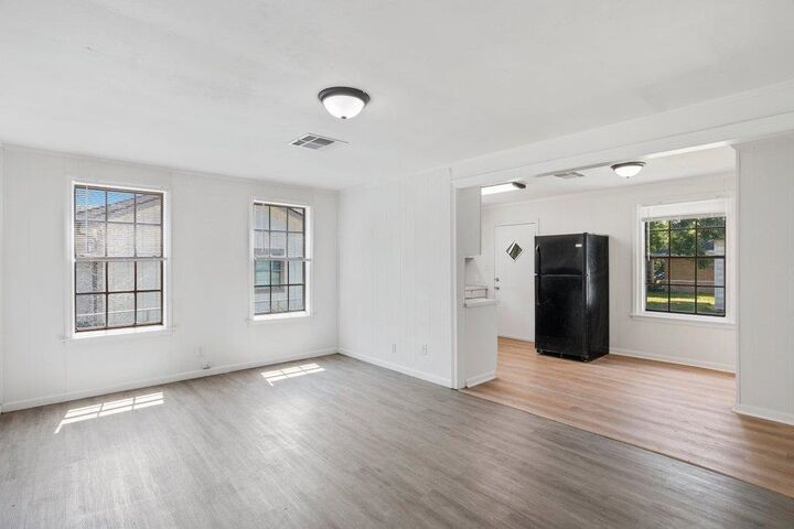 Property Photo:  1602 13th Street  LA 70601 