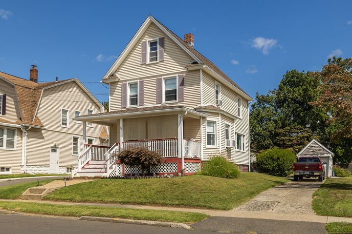 154 Soundview Avenue  Stratford CT 06615 photo