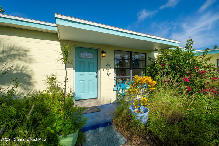 Property Photo:  300 Pelican Drive  FL 32937 