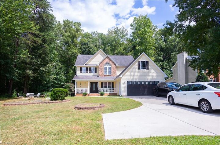1330 Sherwood Drive  Reidsville NC 27320 photo