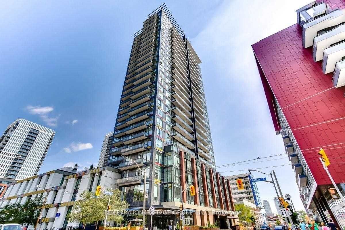 Photo de la propriété: 225 Sackville Street 1711 ON M5A 0B9