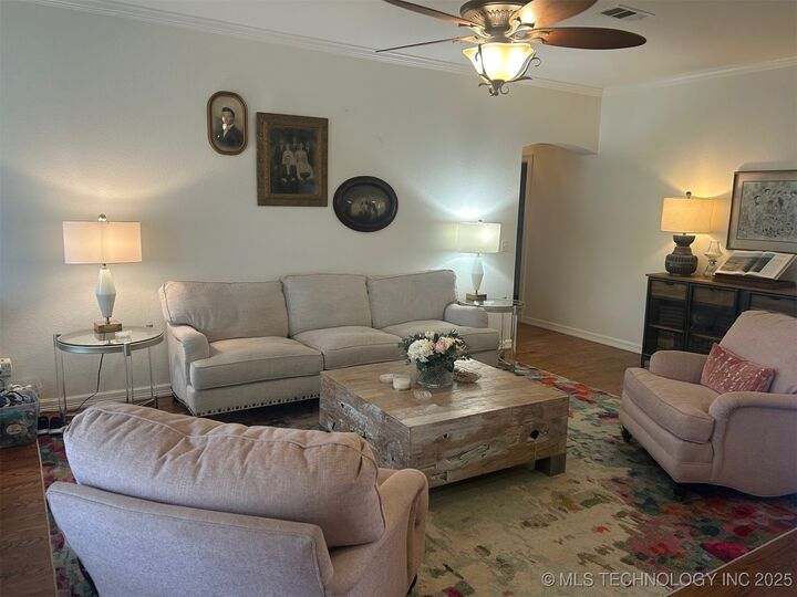 Property Photo: 6912 E Galveston Street OK 74014