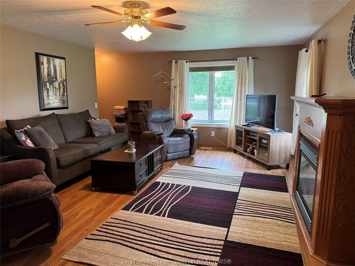 Photo de la propriété:  197 Turnbull Avenue  ON N8A 2M8 