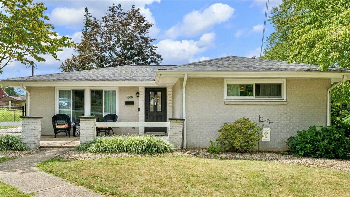 Property Photo:  1000 9th Ave.  PA 15642 