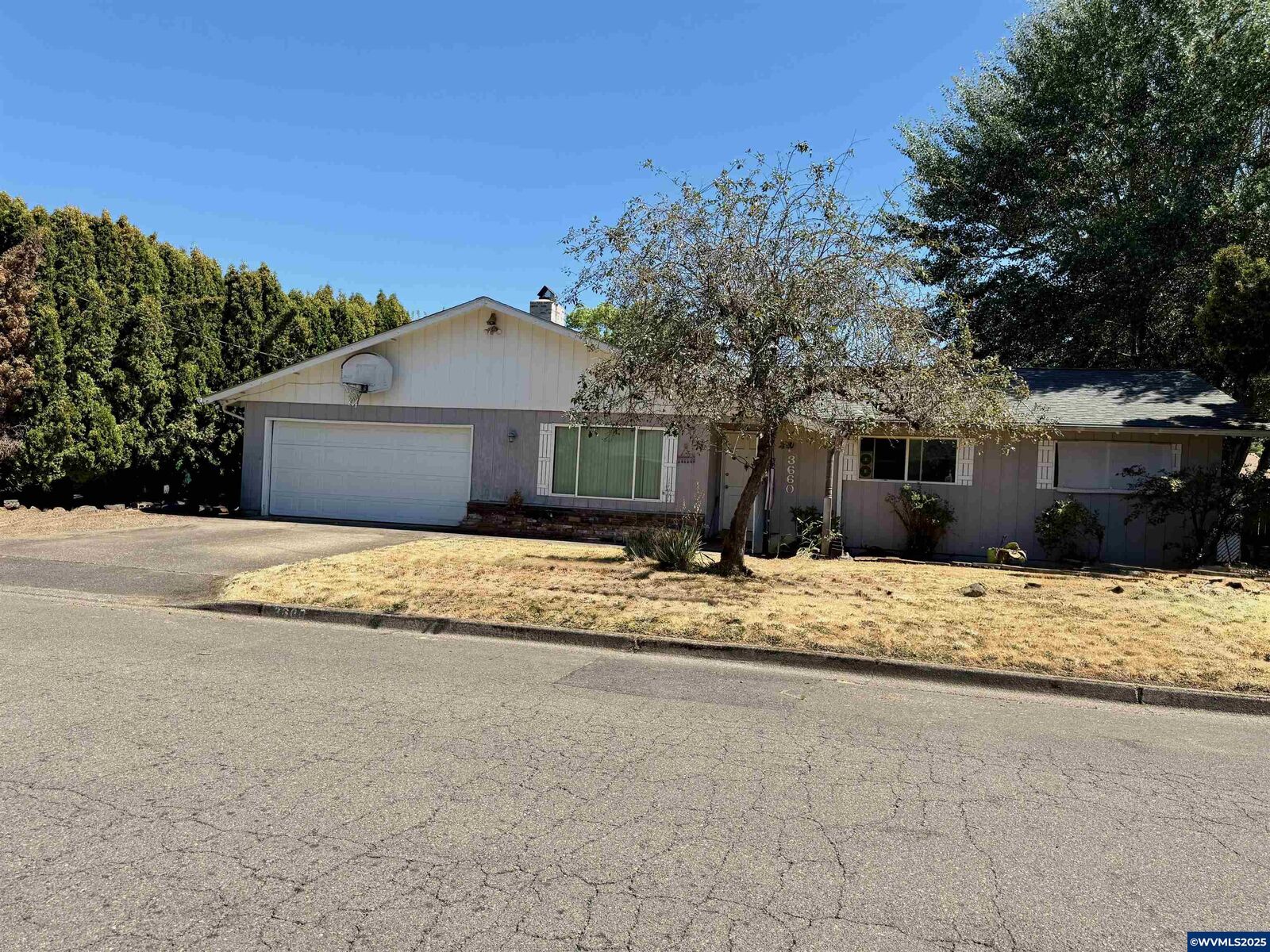 Property Photo: 3660 48th Av OR 97305