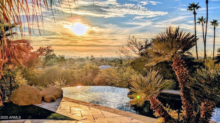 Property Photo: 4836 E White Gates Drive AZ 85018